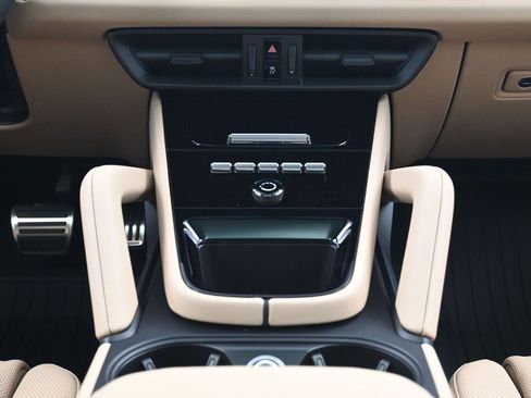 New 2026 Porsche Cayenne S image 10