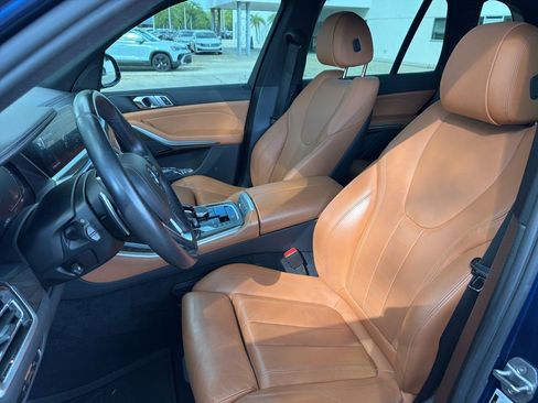 Used 2022 BMW X5 xDrive40i w/ Premium Package image 9