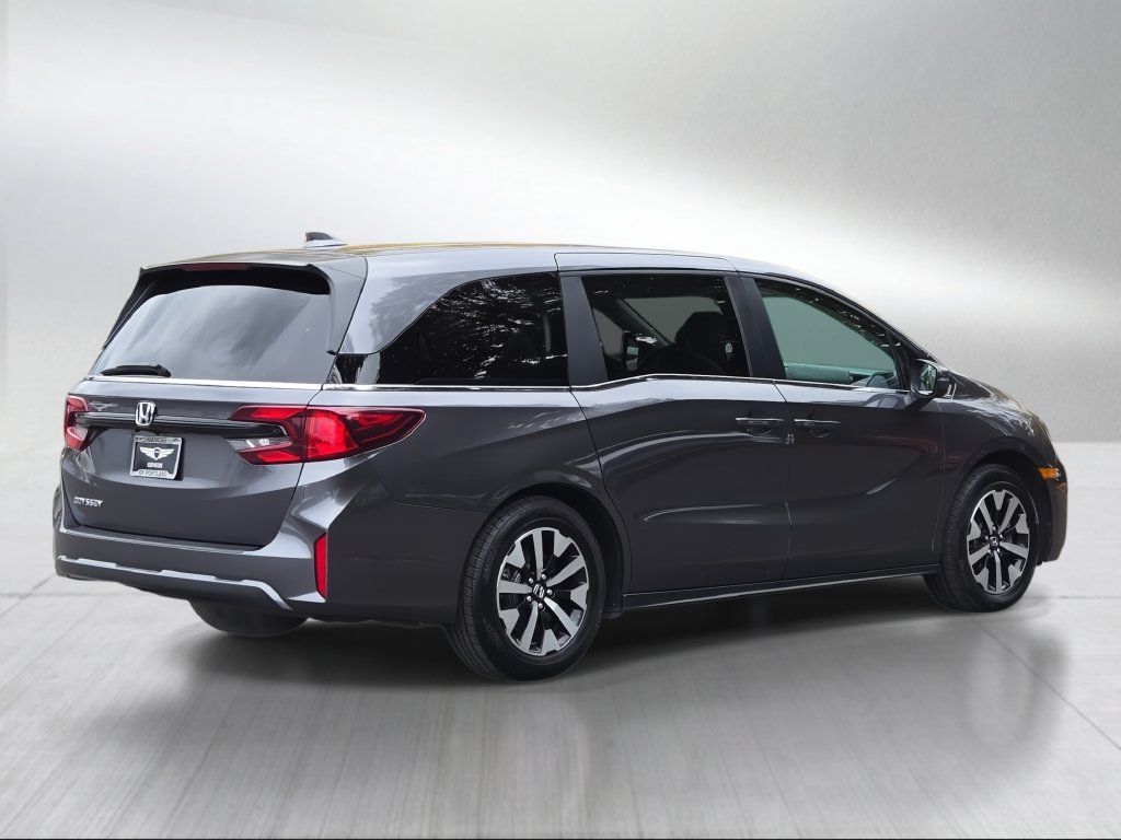 Used 2025 Honda Odyssey EX-L image 3