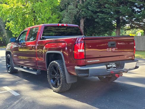 Used 2016 GMC Sierra 1500 SLE w/ SLE Value Package AWD/4WD image 4
