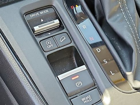 Used 2024 Honda CR-V EX-L image 27