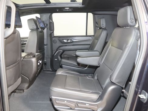Used 2023 GMC Yukon XL Denali w/ Advanced Technology Package image 51
