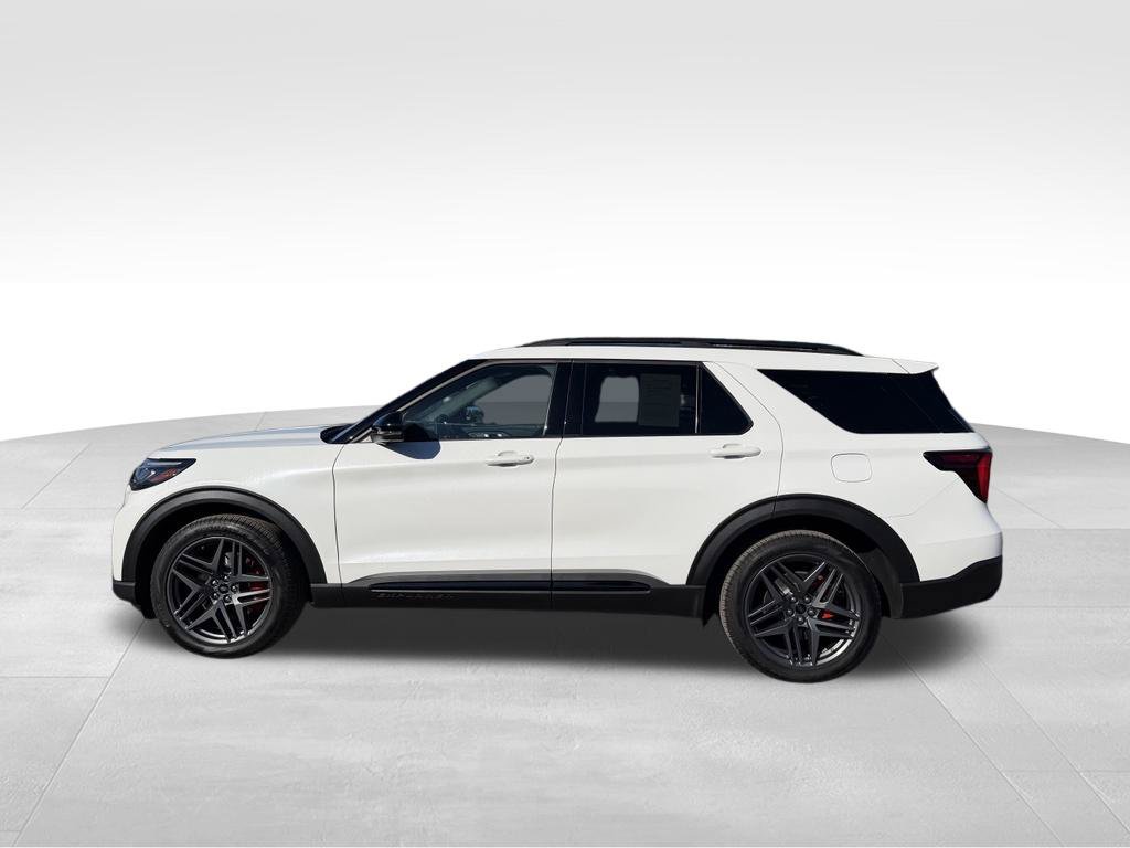 Used 2025 Ford Explorer ST AWD/4WD image 15