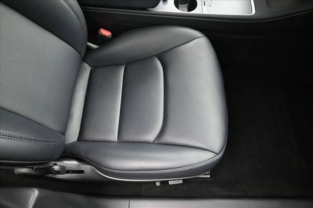 Used 2023 Tesla Model 3 Standard Range RWD image 23
