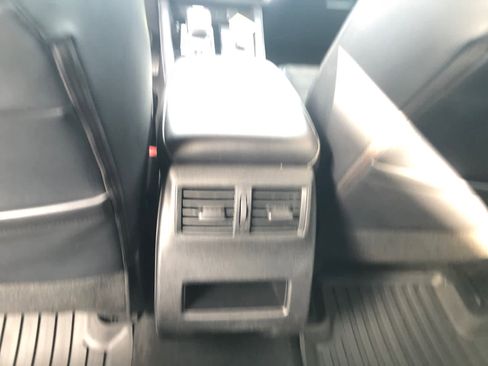 Used 2024 Mitsubishi Outlander SE image 28