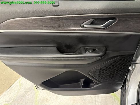 Used 2023 Jeep Grand Cherokee L Limited w/ Luxury Tech Group II AWD/4WD image 25