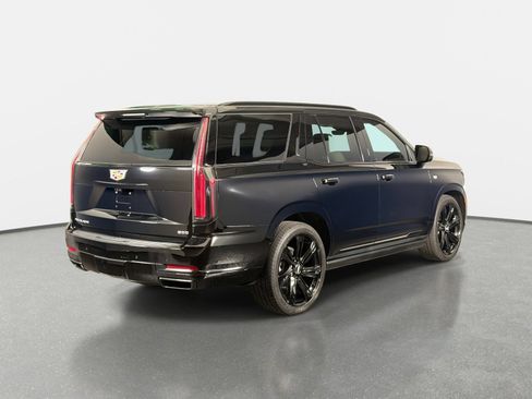 Used 2026 Cadillac Escalade Platinum Sport AWD/4WD image 3