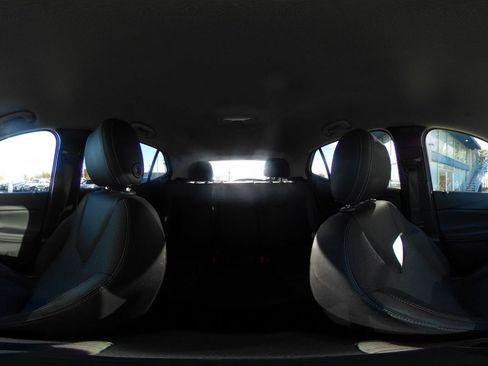 Used 2025 Buick Encore GX Preferred image 40