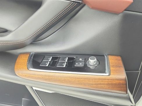 Used 2017 MAZDA CX-9 Signature image 26