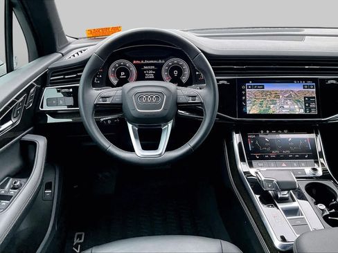 Certified 2025 Audi Q7 2.0T Premium Plus w/ Premium Plus Package AWD/4WD image 9