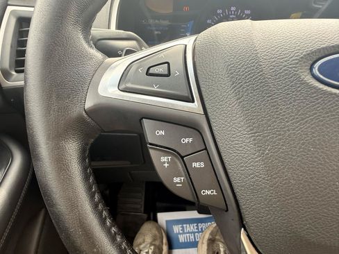 Used 2018 Ford Edge SEL w/ Equipment Group 201A AWD/4WD image 18