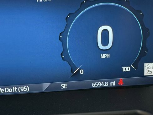 Used 2026 Ford F350 Lariat w/ Tremor Off-Road Package image 38