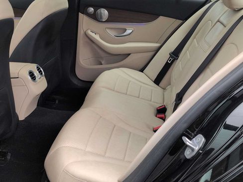 Used 2021 Mercedes-Benz C 300 4MATIC Sedan image 21