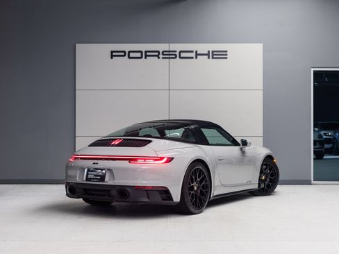 Certified 2024 Porsche 911 Targa 4 GTS w/ Premium Package AWD/4WD image 7
