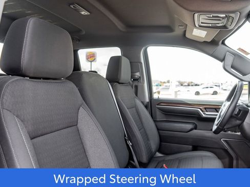 Used 2023 Chevrolet Silverado 1500 LT image 12