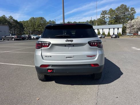 Certified 2025 Jeep Compass Trailhawk image 6