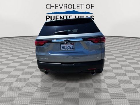Used 2023 Chevrolet Traverse LT FWD image 7