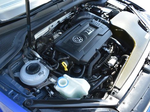 Used 2015 Volkswagen Golf R 4-Door AWD/4WD image 49