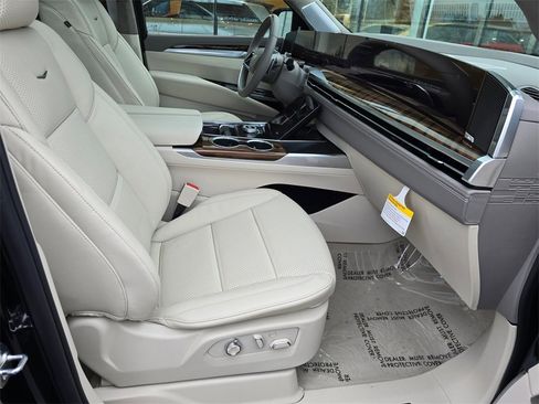 New 2026 Cadillac Escalade Platinum Sport image 11