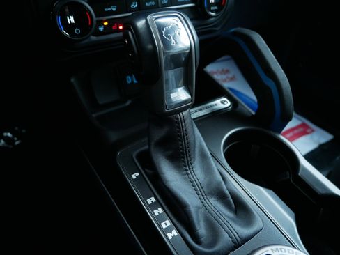 Used 2023 Ford Bronco Wildtrak image 16