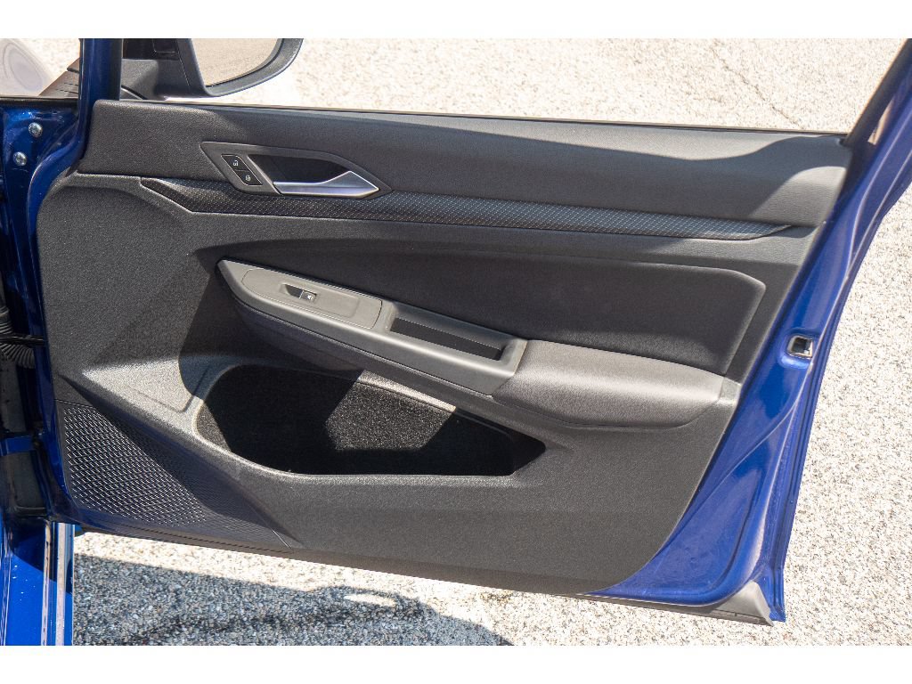 Used 2024 Volkswagen Golf R AWD/4WD image 16