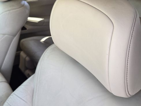 Used 2014 Lexus LX 570 4WD w/ Luxury Package image 11