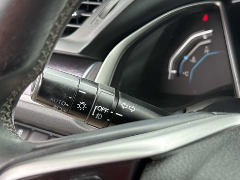 Used 2017 Honda Civic EX-L image 39