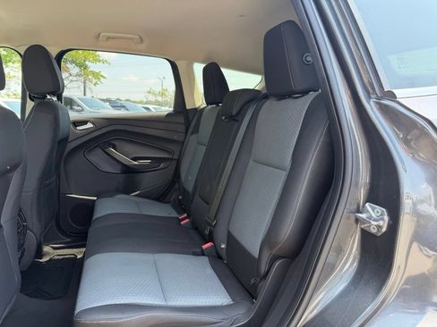Used 2017 Ford Escape SE w/ SE Cold Weather Package FWD image 26
