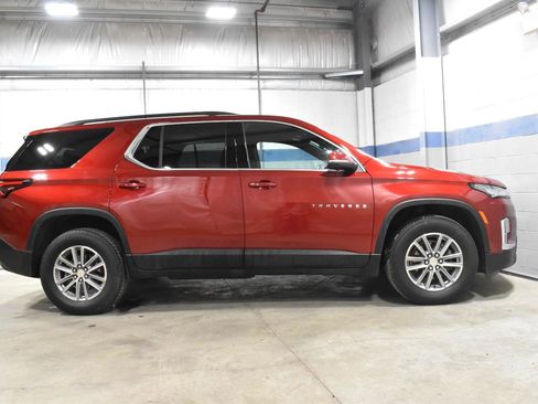 Used 2023 Chevrolet Traverse LT FWD image 33