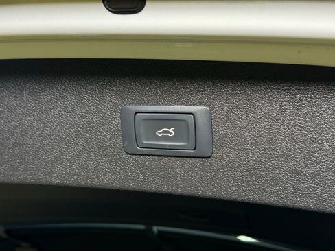 Used 2014 Audi A7 TDI Premium Plus image 16