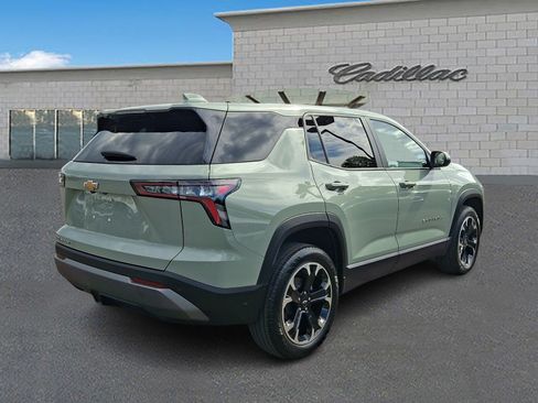 Used 2025 Chevrolet Equinox LT AWD/4WD image 4