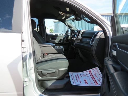 Used 2026 RAM 2500 Big Horn AWD/4WD image 20