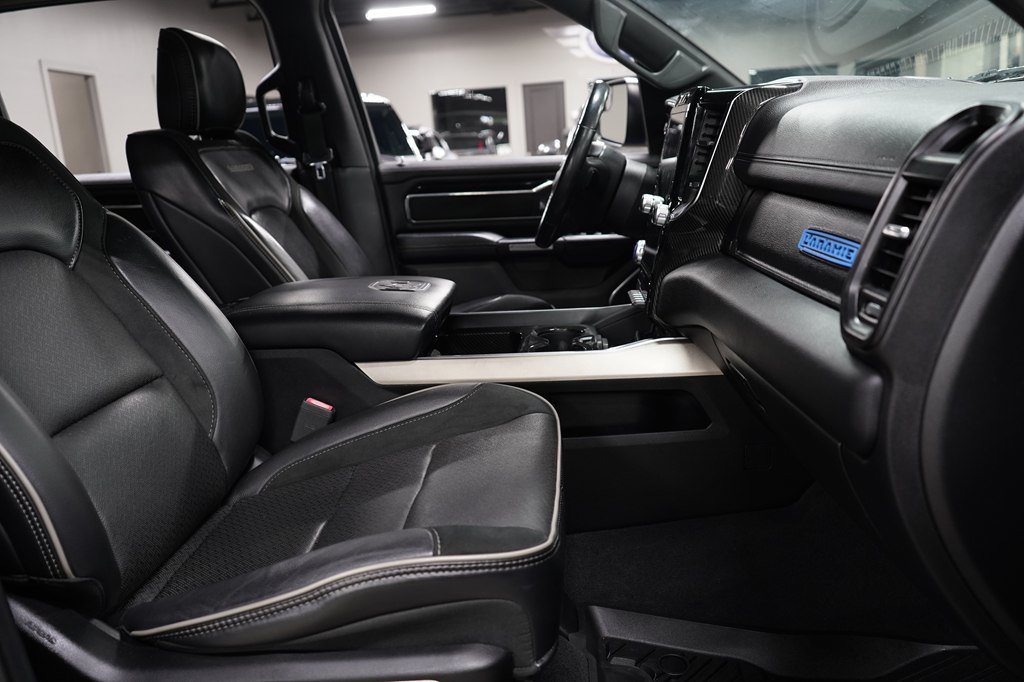 Used 2019 RAM 1500 Laramie RWD image 29