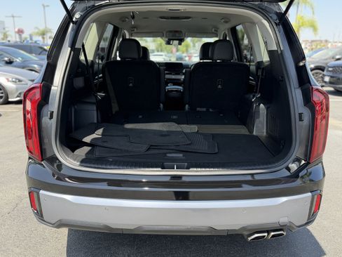 Certified 2023 Kia Telluride S FWD image 9