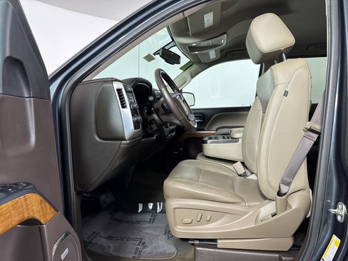 Used 2018 GMC Sierra 1500 SLT w/ SLT Premium Package AWD/4WD image 6