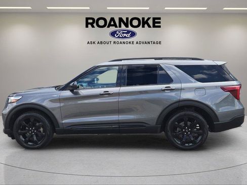 Used 2024 Ford Explorer ST-Line w/ Class IV Trailer Tow Package AWD/4WD image 9
