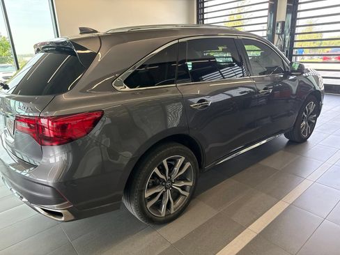 Used 2019 Acura MDX FWD w/ Advance Package image 3