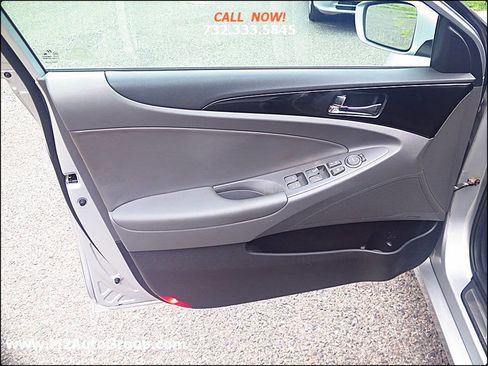 Used 2011 Hyundai Sonata Limited image 20