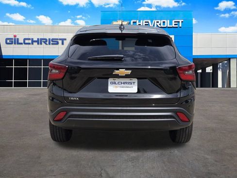 New 2026 Chevrolet Trax LS w/ Driver Confidence Package FWD image 6