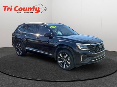 Used 2024 Volkswagen Atlas SEL Premium R-Line image 1