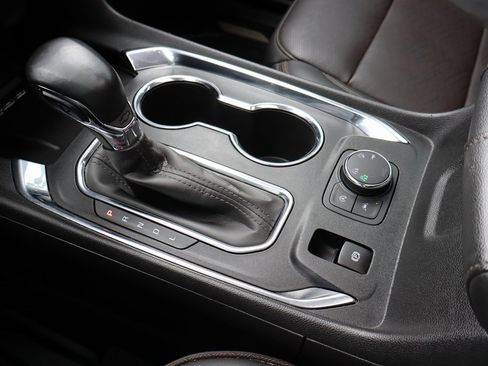 Used 2023 Chevrolet Traverse High Country w/ LPO, Floor Liner Package image 8