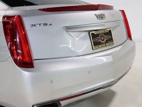 Used 2016 Cadillac XTS Luxury image 58