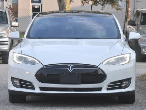 Used 2014 Tesla Model S 85 RWD image 4