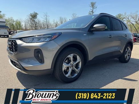 Used 2025 Ford Escape ST-Line Select w/ Tech Pack #2 AWD/4WD image 1