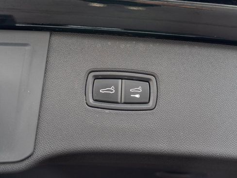 Used 2025 Porsche Cayenne GTS image 35