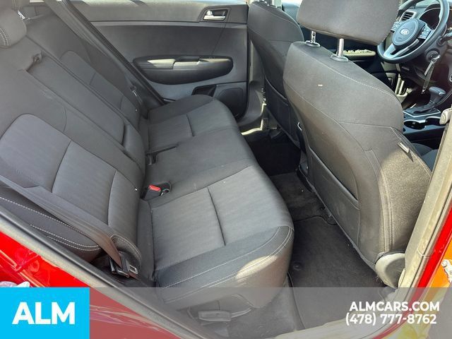 Used 2022 Kia Sportage LX AWD/4WD image 17