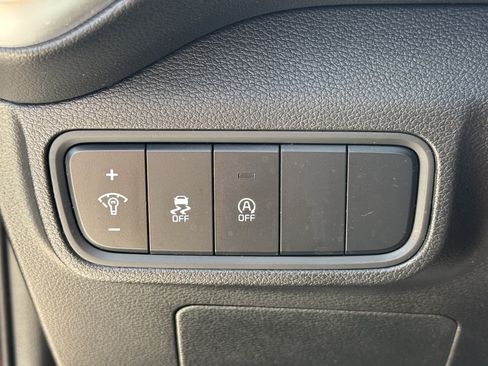 Used 2024 Kia Soul LX w/ Option Group 015 FWD image 24