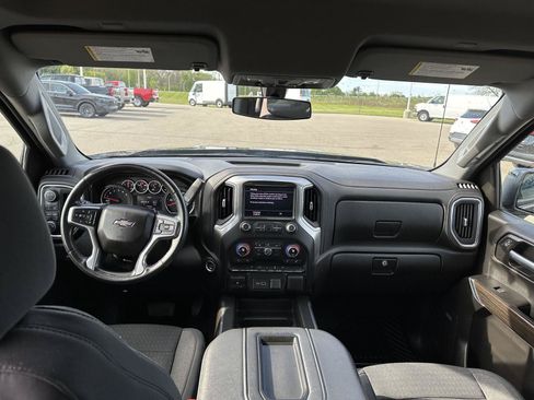 Used 2021 Chevrolet Silverado 1500 RST w/ Redline Edition AWD/4WD image 15