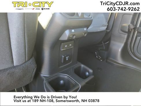 New 2026 Jeep Gladiator Willys image 13