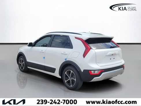 New 2026 Kia Niro EX w/ EX Premium Package FWD image 4